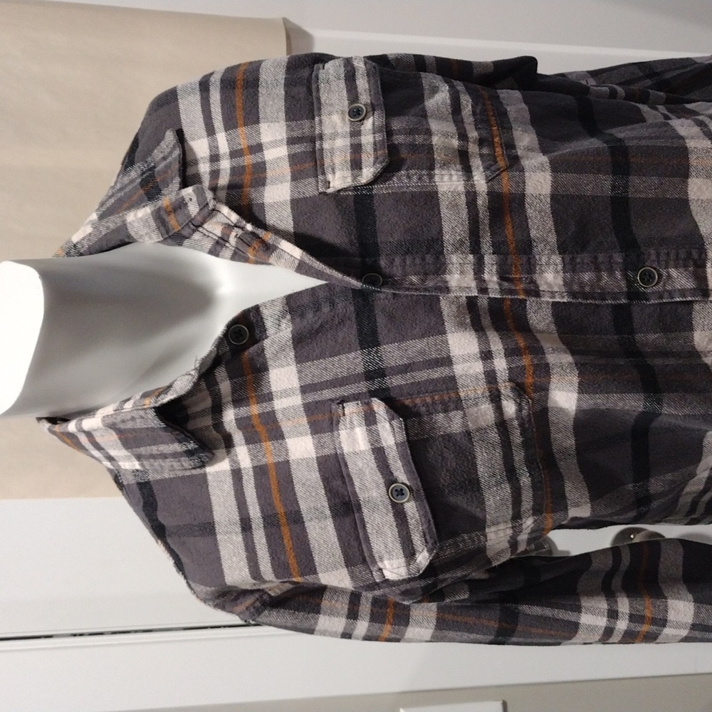 Jachs mens gray and orange plaid cotton flannel shirt. Medium